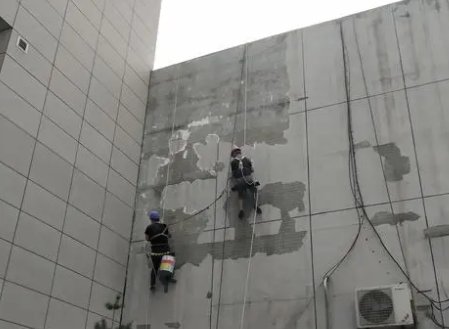 高港楼顶漏水维修公司分享下高港外墙防水的注意事项